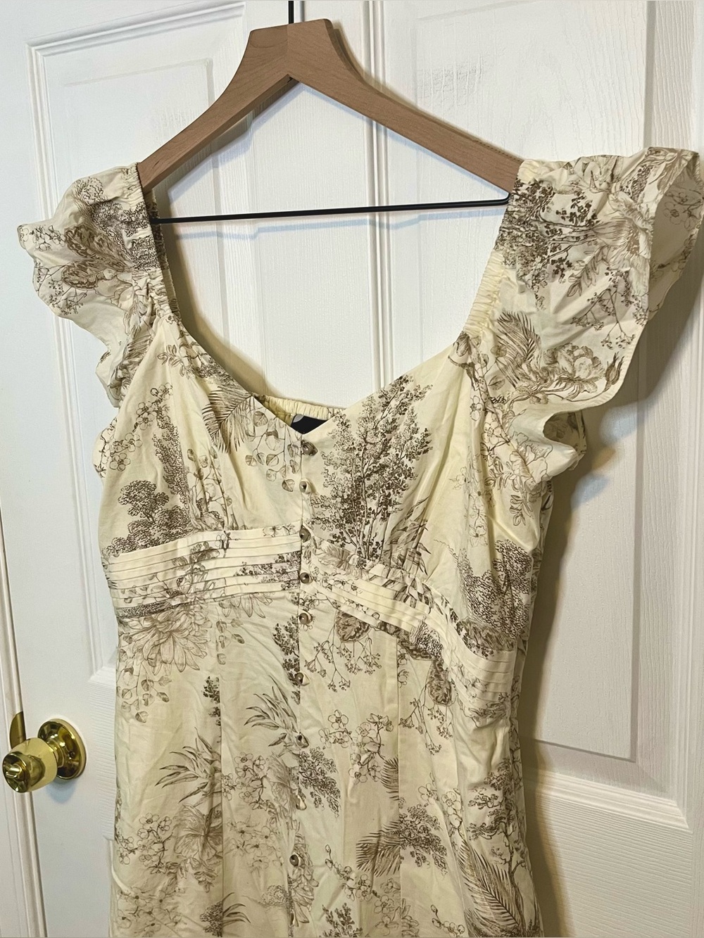 ✧･ﾟmaison tara cream floral maxi dress